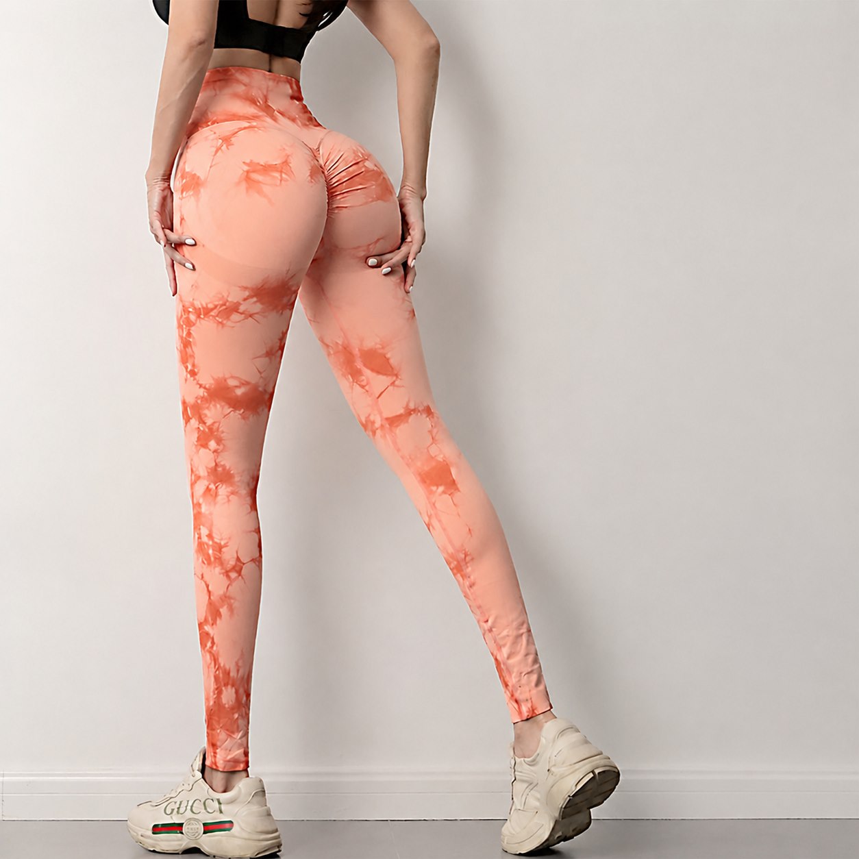 Peach scrunch tie-dye seamless leggings, back view