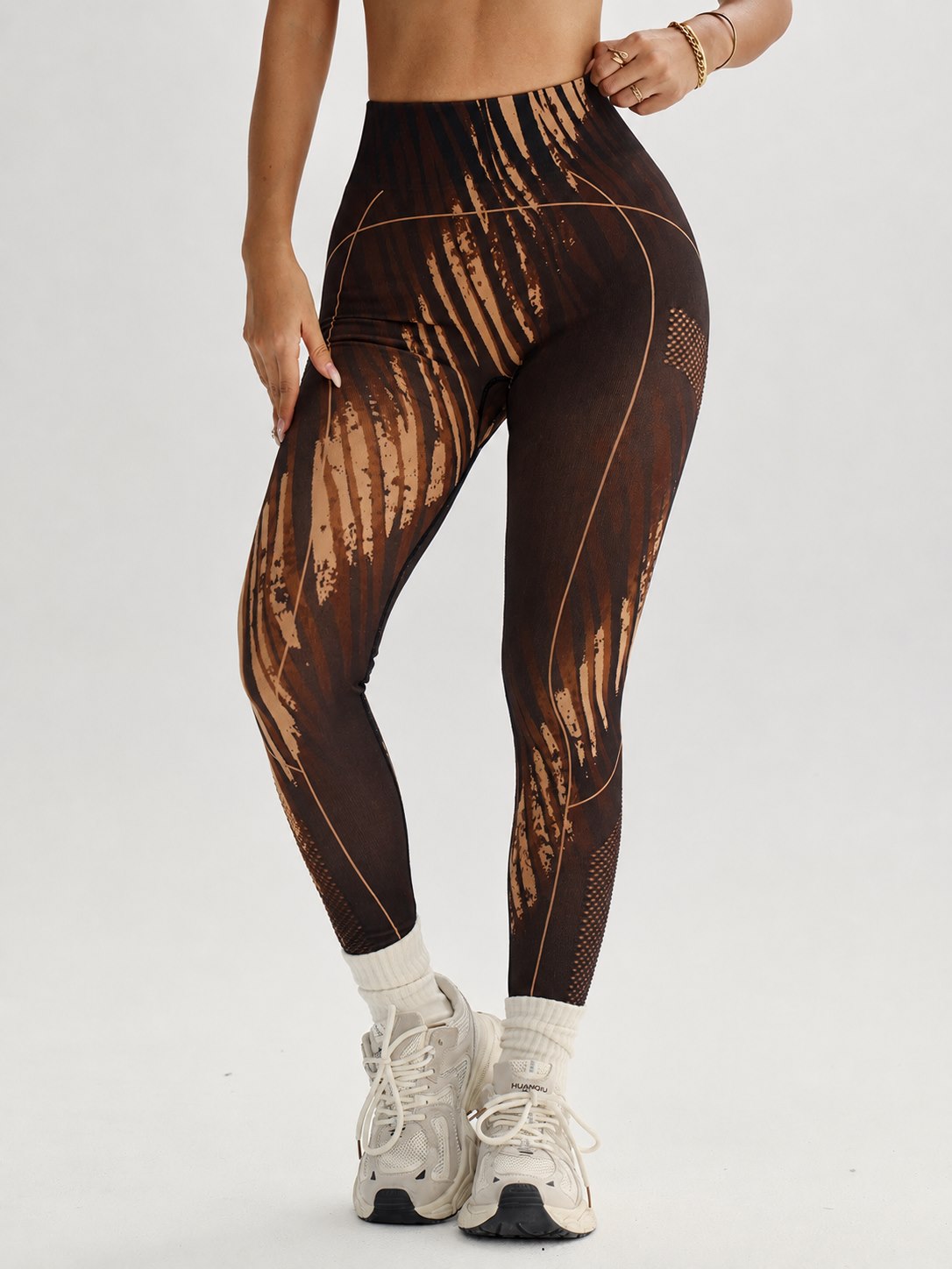 tiger print seamless leggings · cocoa, alternate angle