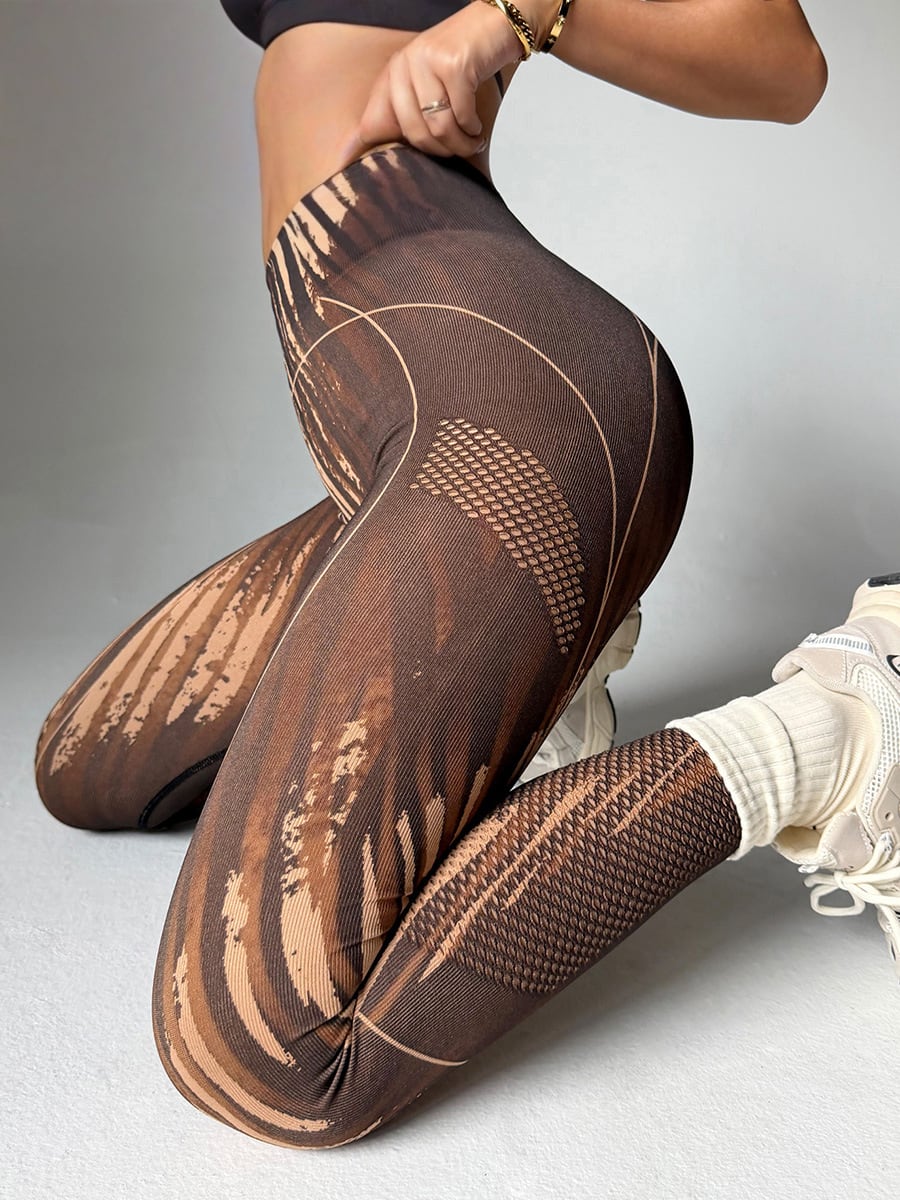 tiger print seamless leggings · cocoa, alternate angle