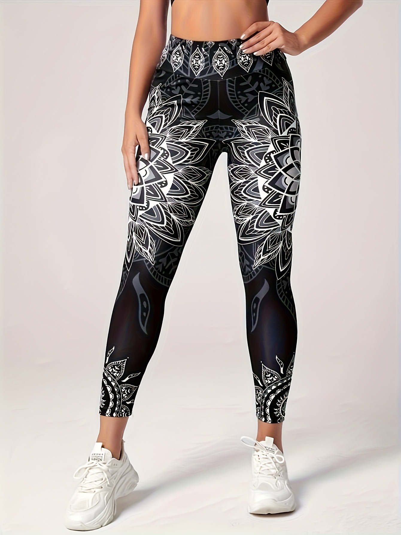 Mandala Print Leggings - Image 3