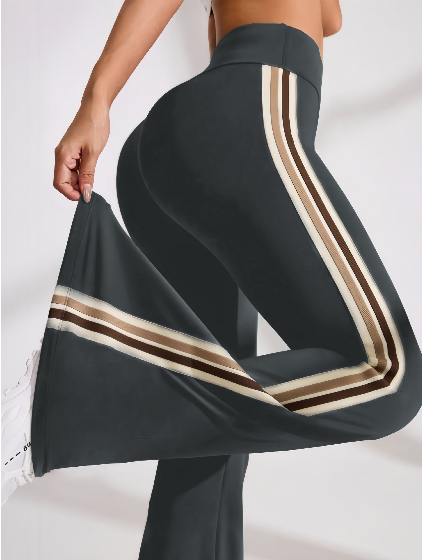 Retro Stripe Flare Pants - Image 6
